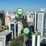 U_221 | Studio Lindo Proximo Ao Hosp. Sirio Libanes 100Mts