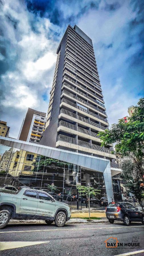 U_221 | Studio Lindo Proximo Ao Hosp. Sirio Libanes 100Mts *