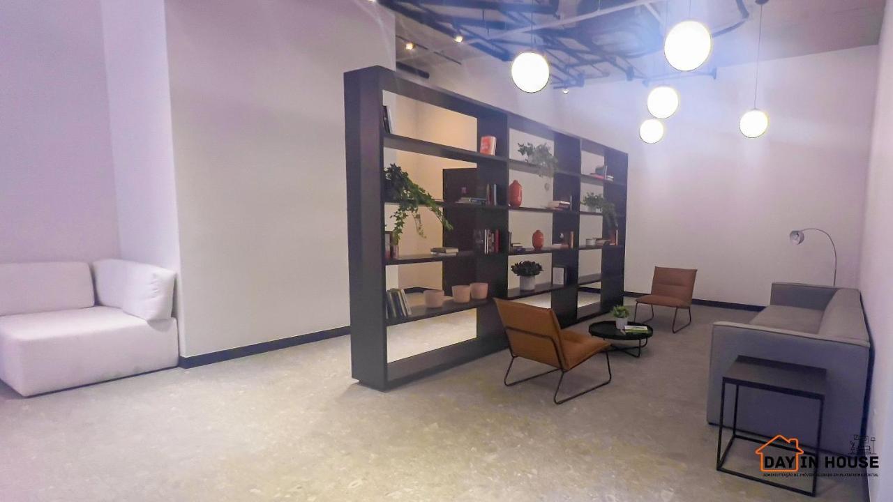 U_221 | Studio Lindo Proximo Ao Hosp. Sirio Libanes 100Mts Apartamento *
