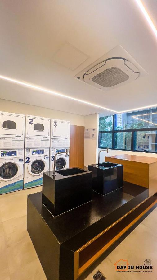 U_221 | Studio Lindo Proximo Ao Hosp. Sirio Libanes 100Mts Apartamento